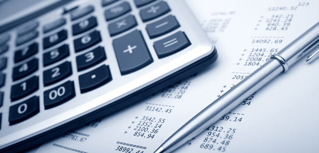 Image of a Calculator and Pen